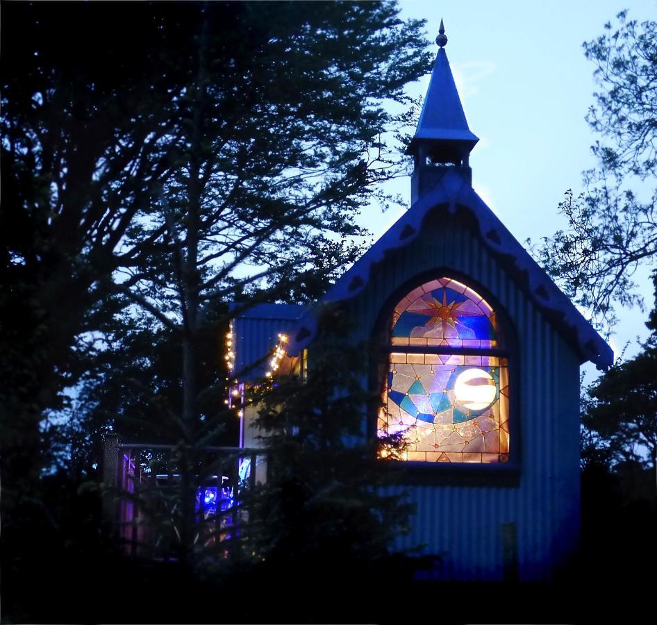 The Tabernacle At Frieda And The Moon Villa Lanreath Exterior photo